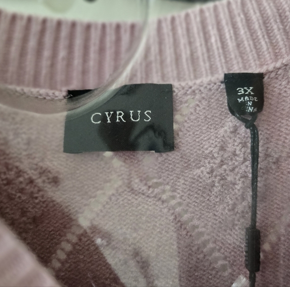 Cyrus Lavender Knit Women's Sweater - Picture 3 of 6